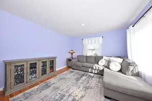 7800 W Palmetto Ave, Milwaukee, WI 53218 - Photo 5