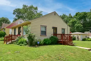 7800 W Palmetto Ave, Milwaukee, WI 53218 - Photo 21