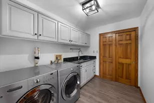 375 Regatta Dr, Port Washington, WI 53074 - Photo 9