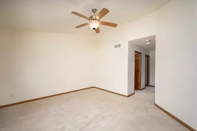 S70W15260  Honeysuckle Cir, Muskego, WI 53150 - Photo 21