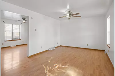 2029 N 28th St, Milwaukee, WI 53208 - Photo 3