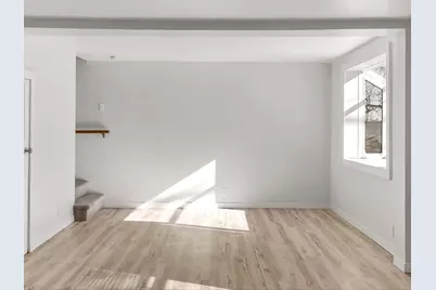 1328 N 36th St, Sheboygan, WI 53081 - Photo 7