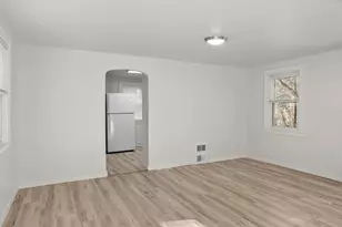 1328 N 36th St, Sheboygan, WI 53081 - Photo 5