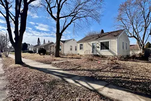 3207 S Austin St, Milwaukee, WI 53207 - Photo 31
