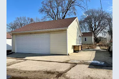 3207 S Austin St, Milwaukee, WI 53207 - Photo 27