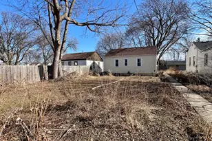 3207 S Austin St, Milwaukee, WI 53207 - Photo 29