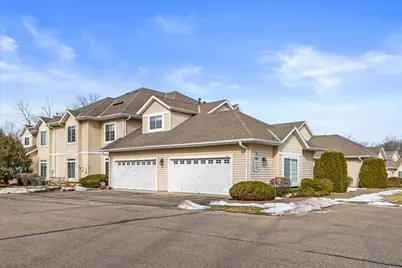 W398N5975  Autumn Woods Dr, Oconomowoc, WI 53066 - Photo 31