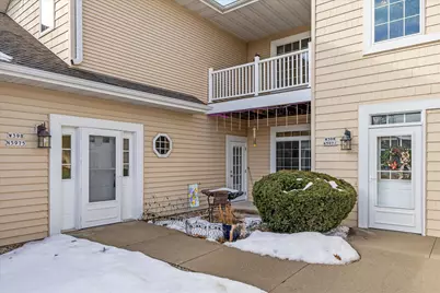 W398N5975  Autumn Woods Dr, Oconomowoc, WI 53066 - Photo 29