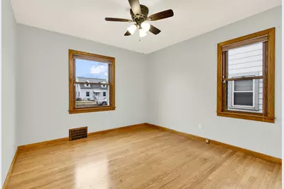 2058 S 87th St, West Allis, WI 53227 - Photo 11