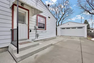 2058 S 87th St, West Allis, WI 53227 - Photo 17