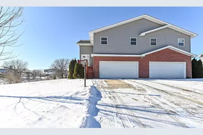 910  Century Way, Racine, WI 53406 - Photo 5