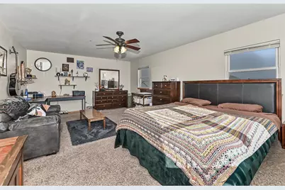 910  Century Way, Racine, WI 53406 - Photo 21