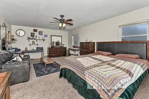 910 Century Wy, Racine, WI 53406 - Photo 21