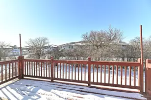 910 Century Wy, Racine, WI 53406 - Photo 33