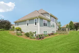 N49W18765 Emerald Hills Dr, Menomonee Falls, WI 53051 - Photo 75