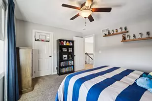 N49W18765 Emerald Hills Dr, Menomonee Falls, WI 53051 - Photo 35