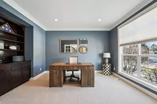 N49W18765 Emerald Hills Dr, Menomonee Falls, WI 53051 - Photo 21