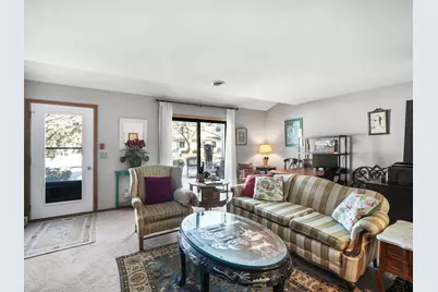 940  Prairie Dr #27, Racine, WI 53406 - Photo 5