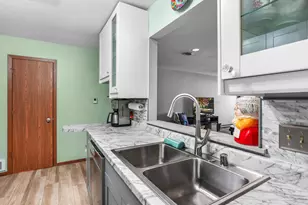 940 Prairie Dr, Racine, WI 53406 - Photo 11