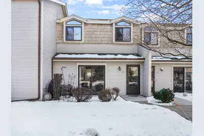 940  Prairie Dr #27, Racine, WI 53406 - Photo 3