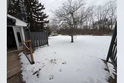 1956  Bootmaker Dr, Beloit, WI 53511 - Photo 11