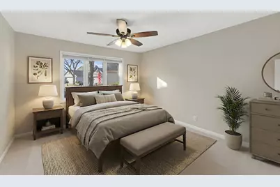 10327 N Savannah Ct, Mequon, WI 53092 - Photo 15