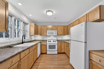 248  Mueller Ave, Twin Lakes, WI 53181 - Photo 7