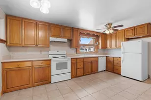 2310 14th St, Two Rivers, WI 54241 - Photo 5