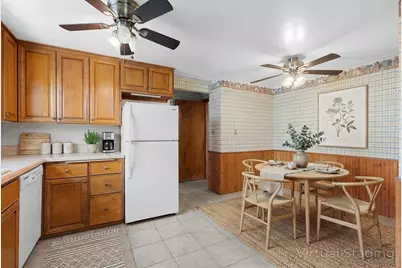 2310  14th St, Two Rivers, WI 54241 - Photo 7