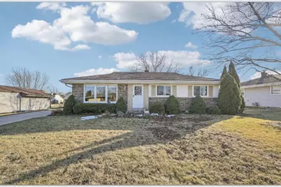 395 E Oak Ln, Oak Creek, WI 53154 - Photo 1