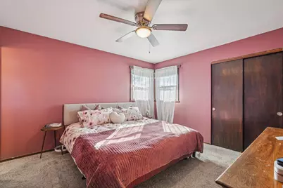 395 E Oak Ln, Oak Creek, WI 53154 - Photo 17