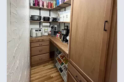 3262  Calais Ct, Allouez, WI 54301 - Photo 9