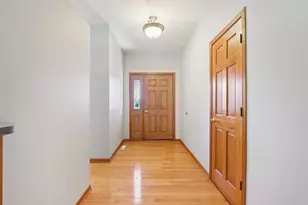 1905 Hunter Ct, Waukesha, WI 53189 - Photo 5