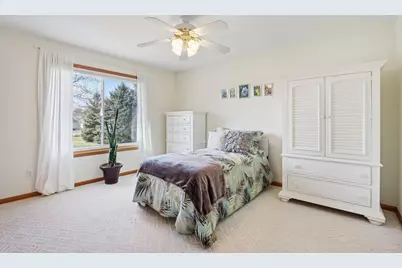 1905  Hunter Ct, Waukesha, WI 53189 - Photo 19