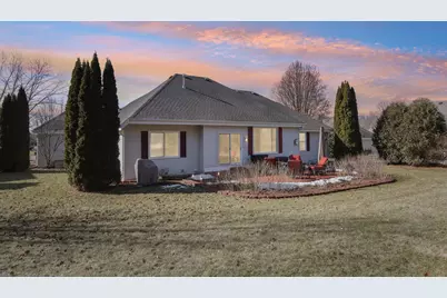 1905  Hunter Ct, Waukesha, WI 53189 - Photo 33