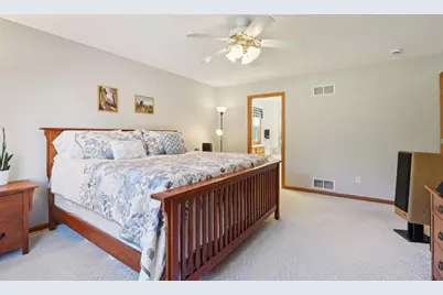 1905  Hunter Ct, Waukesha, WI 53189 - Photo 17