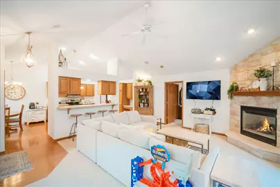 N161W18890  Jared Dr #251, Jackson, WI 53037 - Photo 5