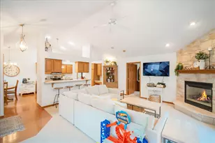 N161W18890 Jared Dr, Jackson, WI 53037 - Photo 5