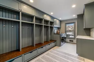 10022 N Miller Ct, Mequon, WI 53092 - Photo 17