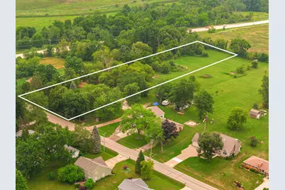 3977 E Elm Rd, Oak Creek, WI 53154 - Photo 1