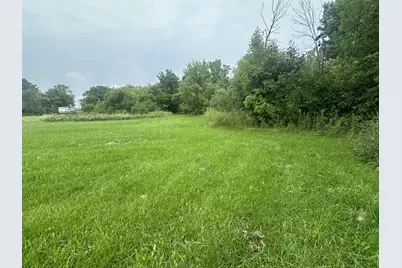 3977 E Elm Rd, Oak Creek, WI 53154 - Photo 11