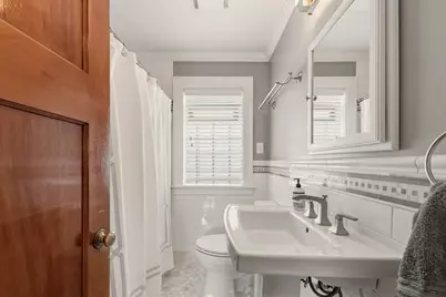 4901 N Hollywood Ave, Whitefish Bay, WI 53217 - Photo 11