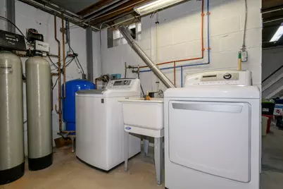 225 W Alta Loma Cir, Thiensville, WI 53092 - Photo 21