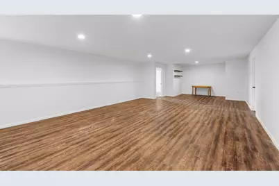 3850  Strawberry Glen Dr, Jackson, WI 53012 - Photo 33