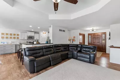 3850  Strawberry Glen Dr, Jackson, WI 53012 - Photo 19