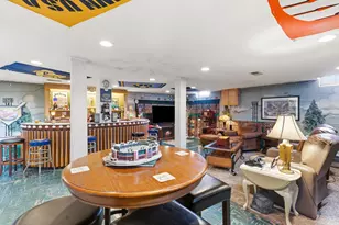 3009 S 74th St, West Allis, WI 53219 - Photo 21