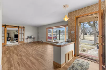 3009 S 74th St, West Allis, WI 53219 - Photo 5
