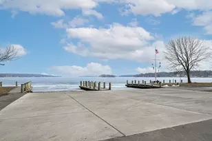 W299N2857 Maple Ave, Delafield, WI 53072 - Photo 27