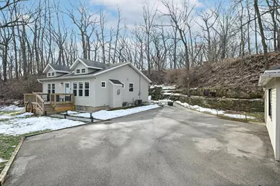 W299N2857  Maple Ave, Delafield, WI 53072 - Photo 25