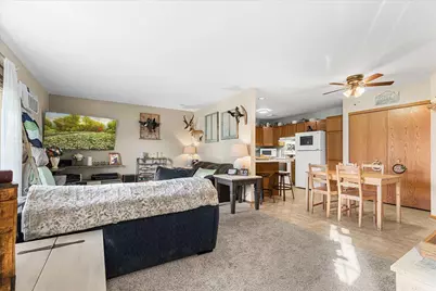 359  Minz Park Cir #4, West Bend, WI 53095 - Photo 3